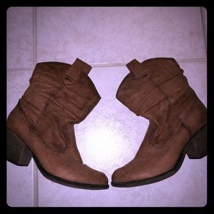 Rocket Dog Cowgirl boots